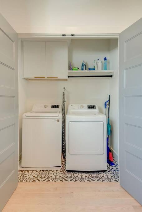 Luxury Downtown Nash/Roofdeck/11 Beds Villa Нашвил Екстериор снимка